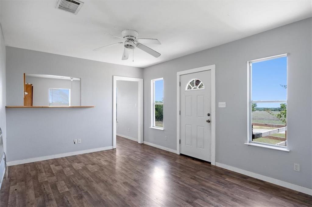 461 Skyline Rdg, San Marcos, TX 78666