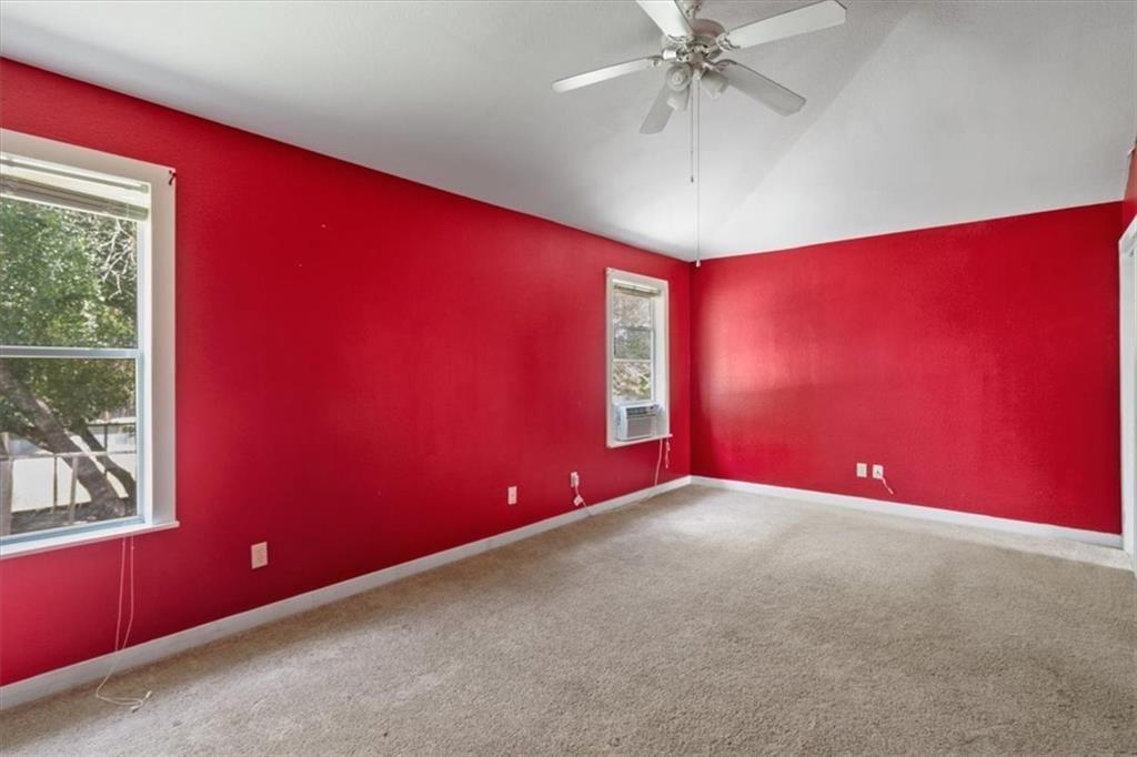 461 Skyline Rdg, San Marcos, TX 78666