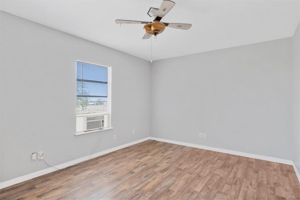 461 Skyline Rdg, San Marcos, TX 78666