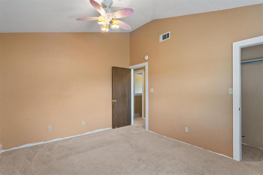 461 Skyline Rdg, San Marcos, TX 78666