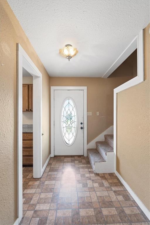 461 Skyline Rdg, San Marcos, TX 78666