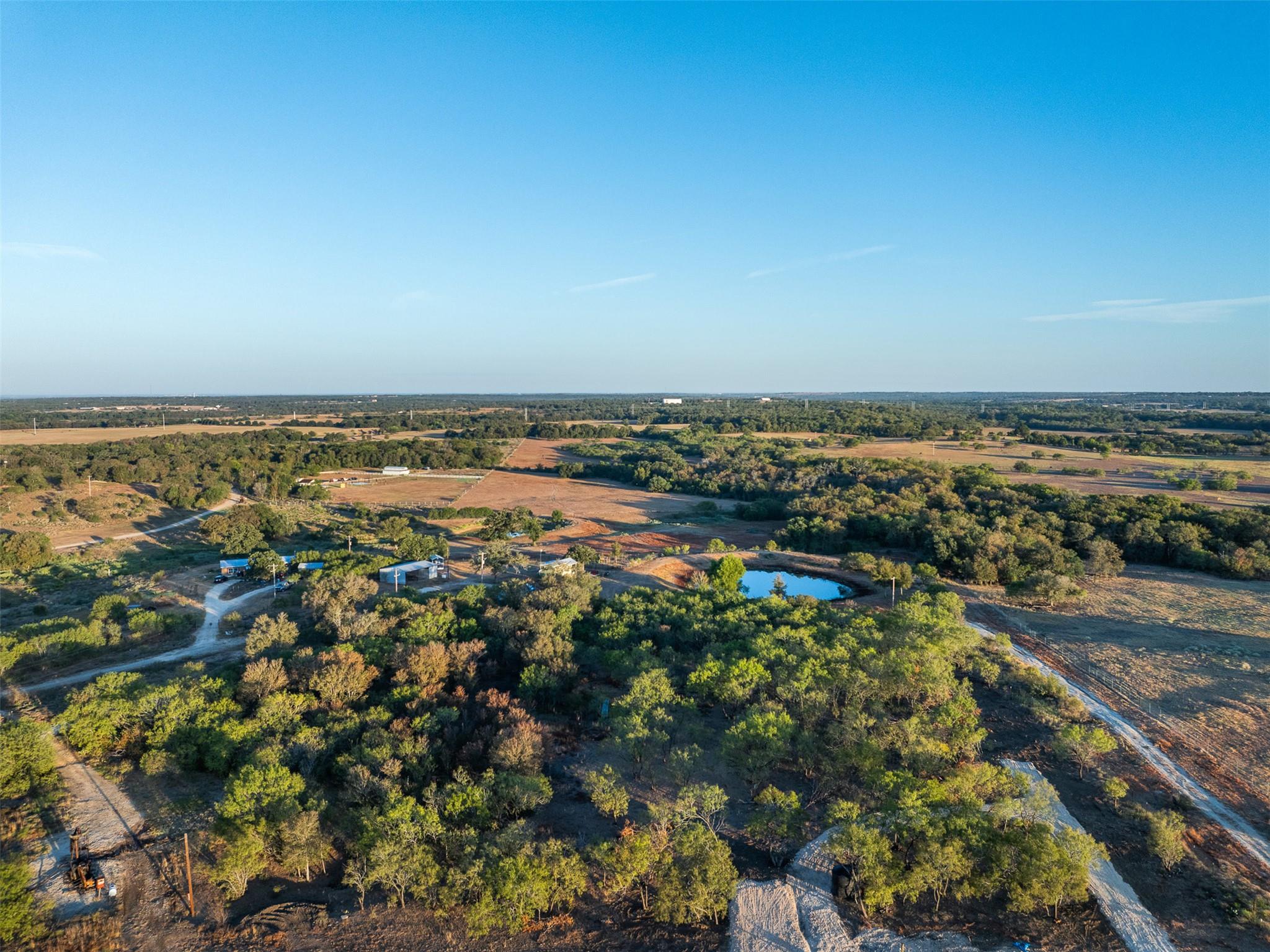 3270 Fm 671, Luling, TX 78648