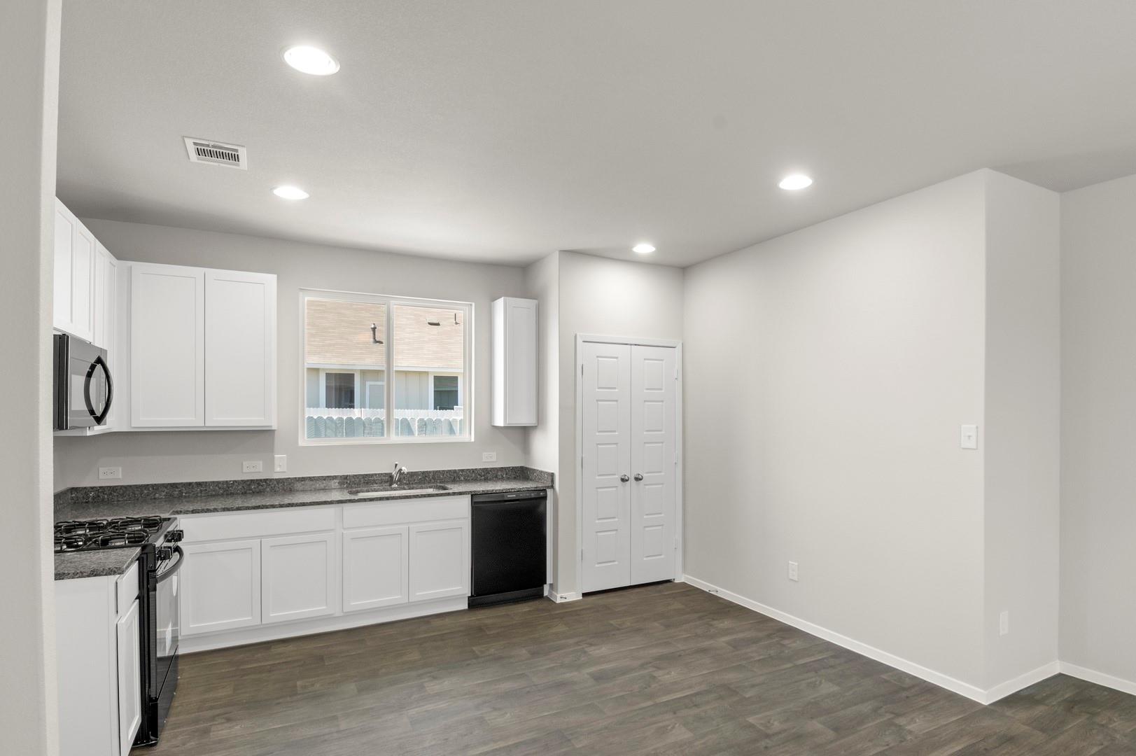 3051 Winding Creek Rd, Kyle, TX 78640