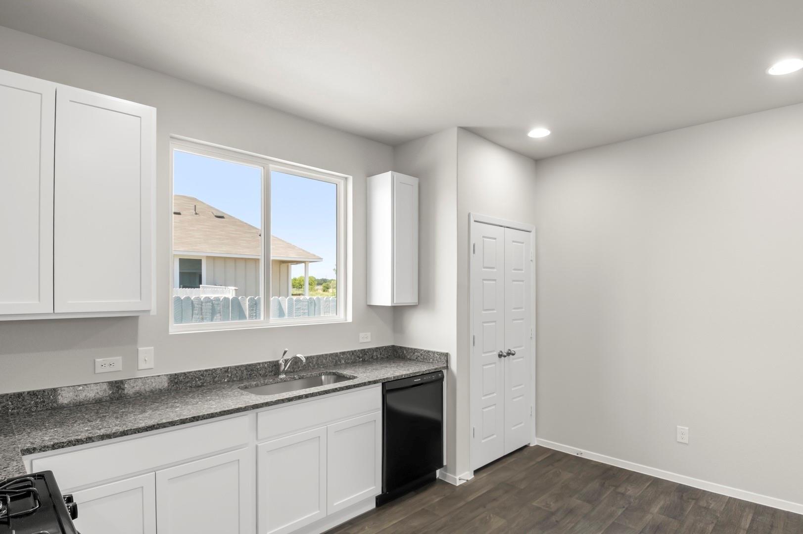 3051 Winding Creek Rd, Kyle, TX 78640