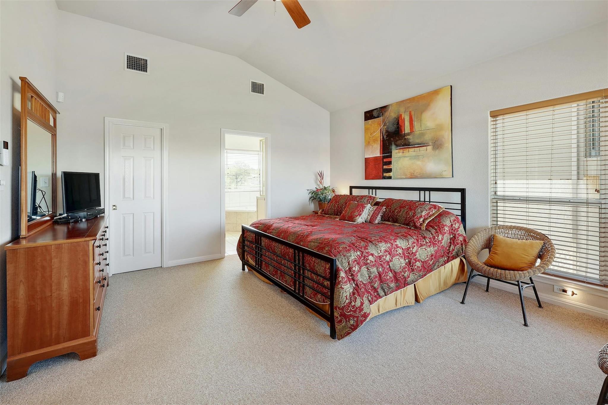 2802 Truman Cv, Lago Vista, TX 78645