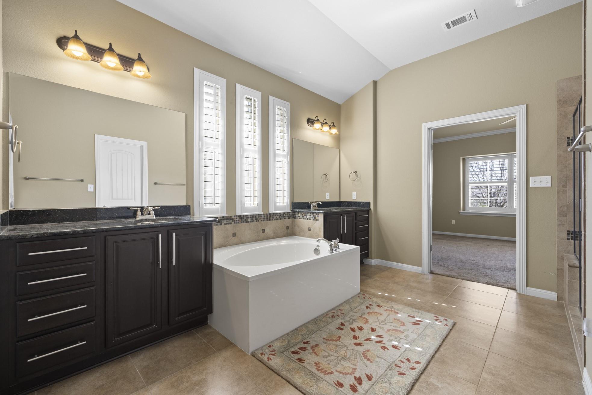 224 Tavish Trl, Austin, TX 78738