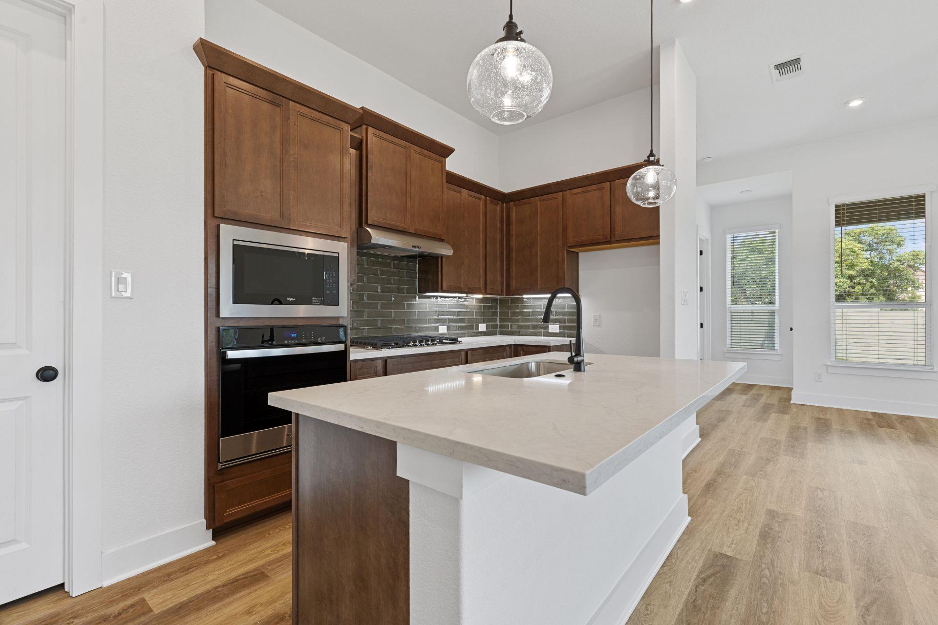 425 Hickory Springs Trl, Georgetown, TX 78628