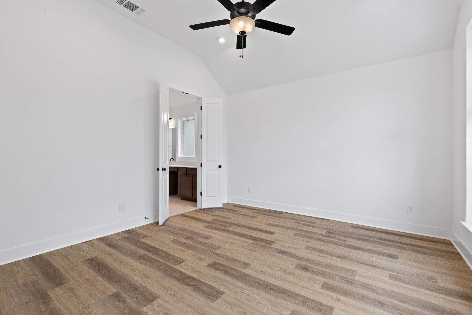 425 Hickory Springs Trl, Georgetown, TX 78628