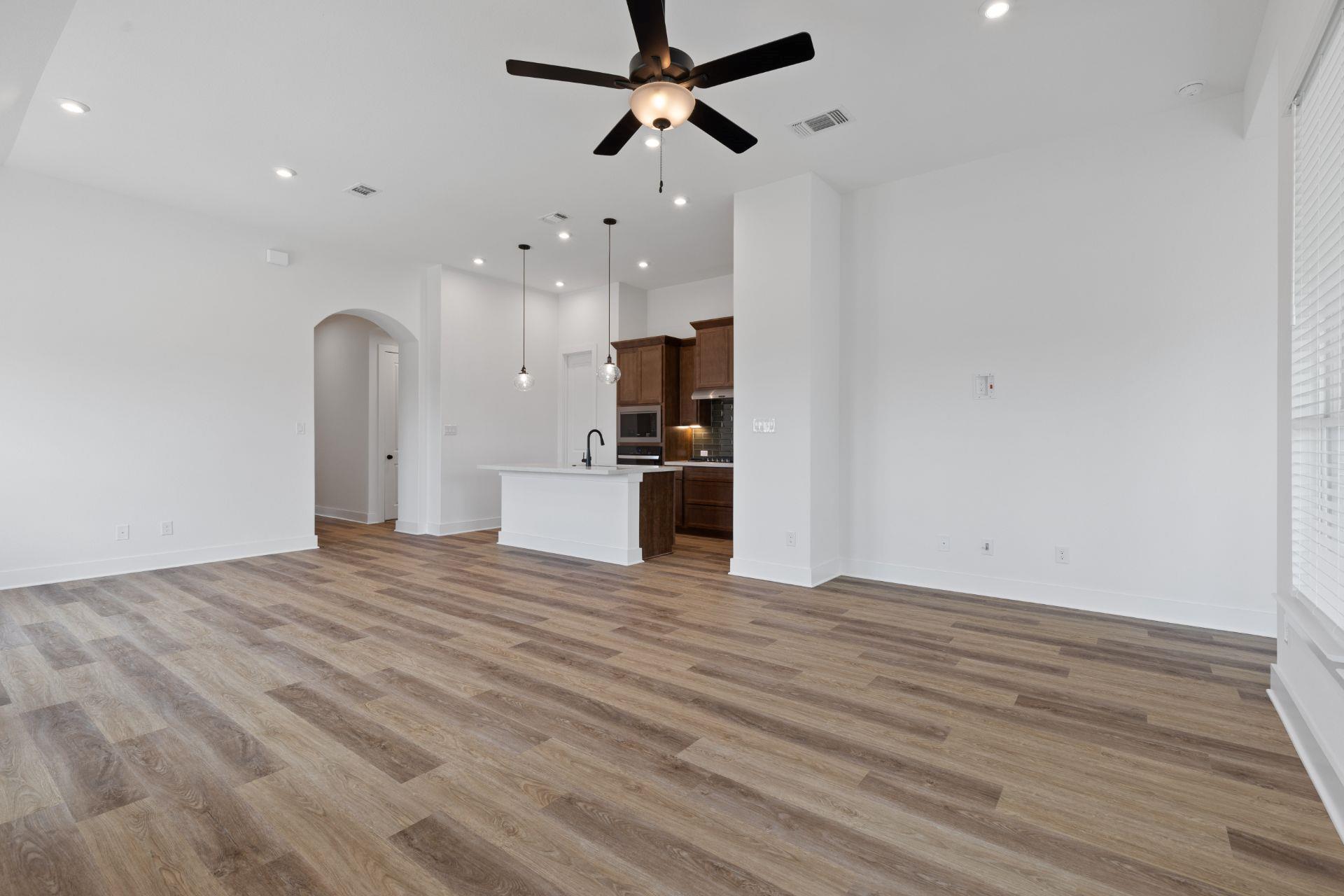 425 Hickory Springs Trl, Georgetown, TX 78628