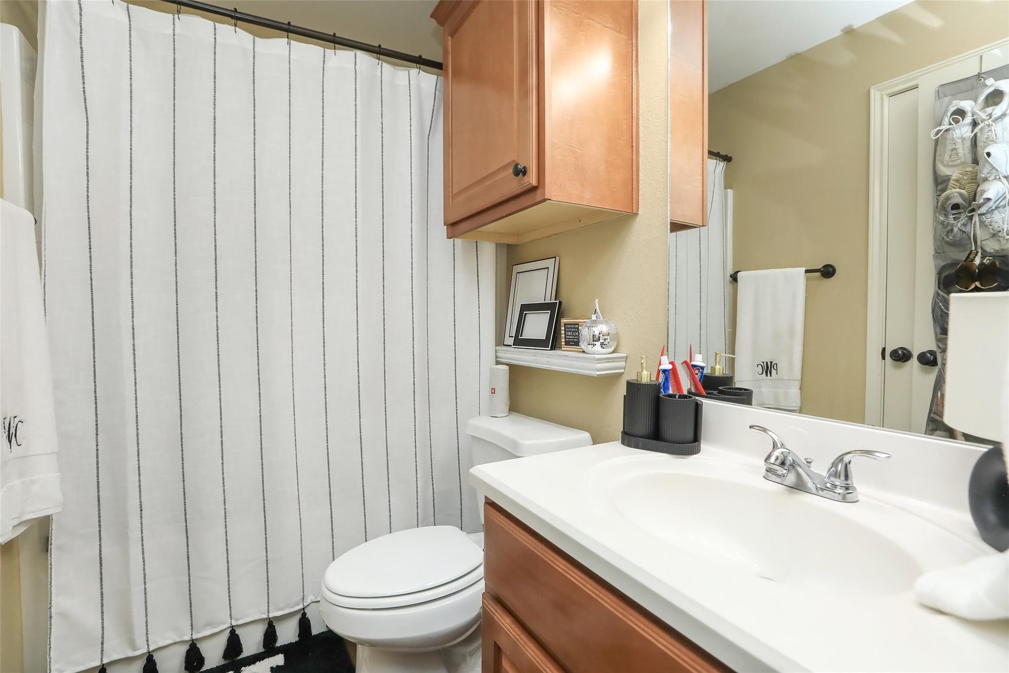 3313 General Pkwy, College Station, TX 77845