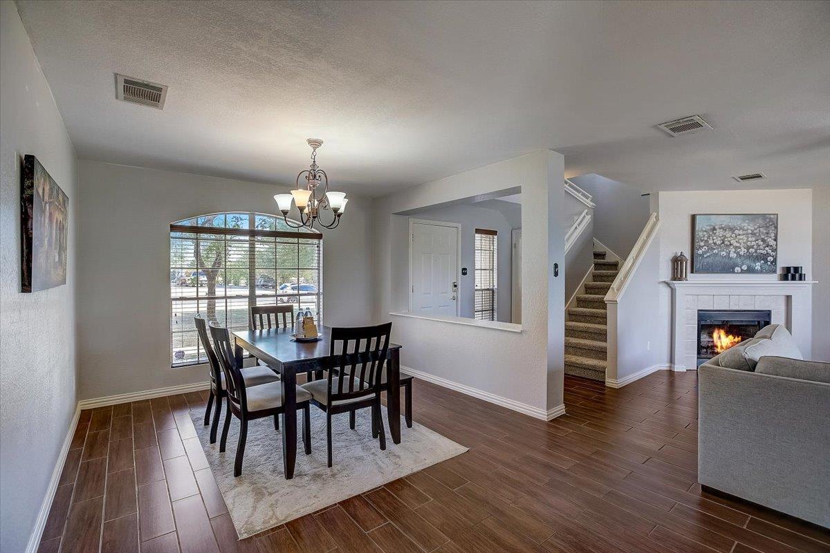 102 Clarks Grove Ln, Hutto, TX 78634