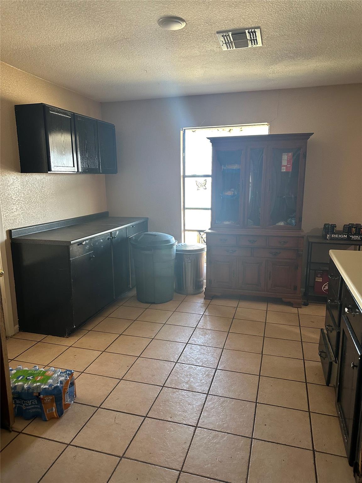 9796 E Us Highway 190, Rogers, TX 76569