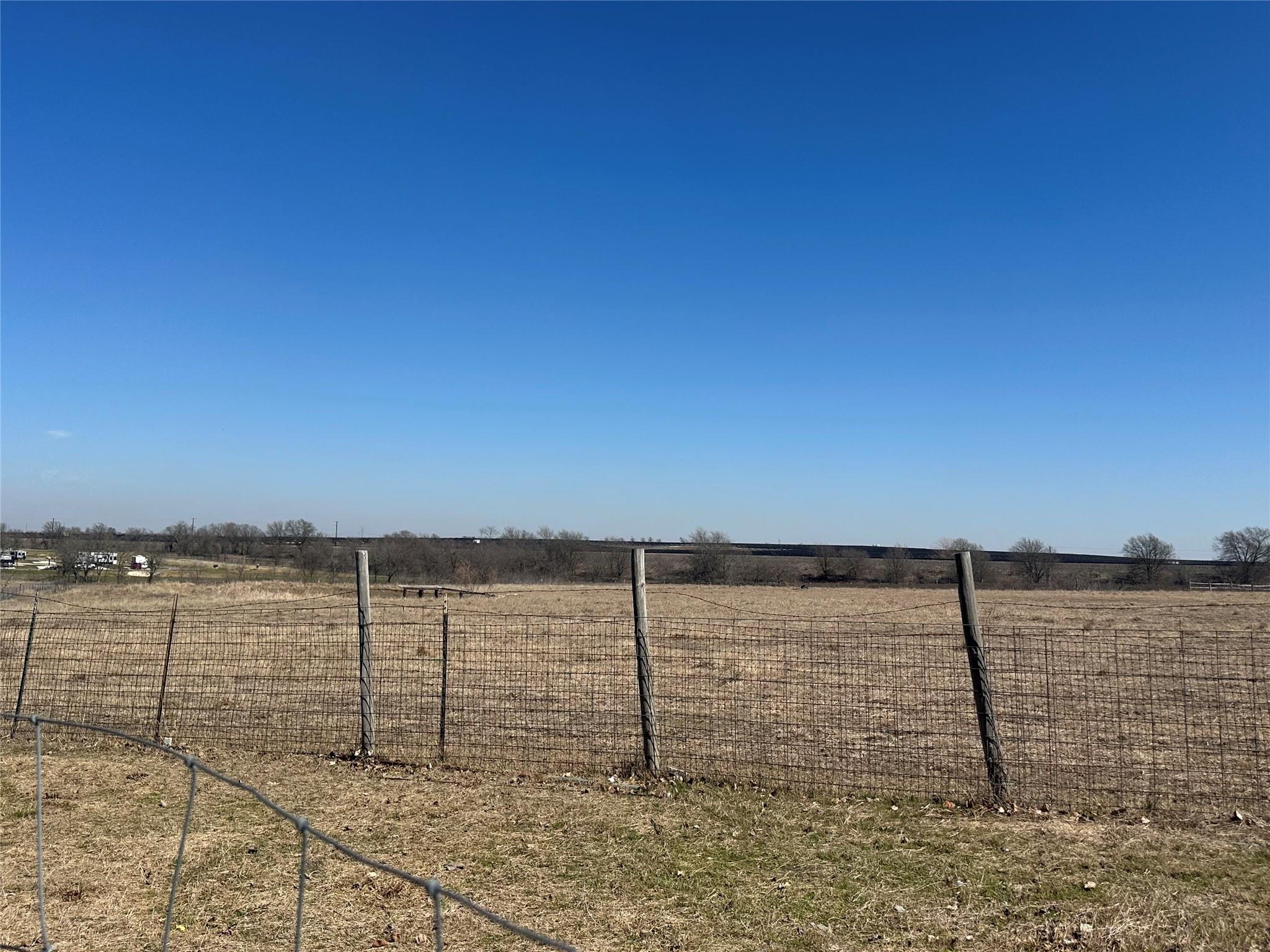 9796 E Us Highway 190, Rogers, TX 76569