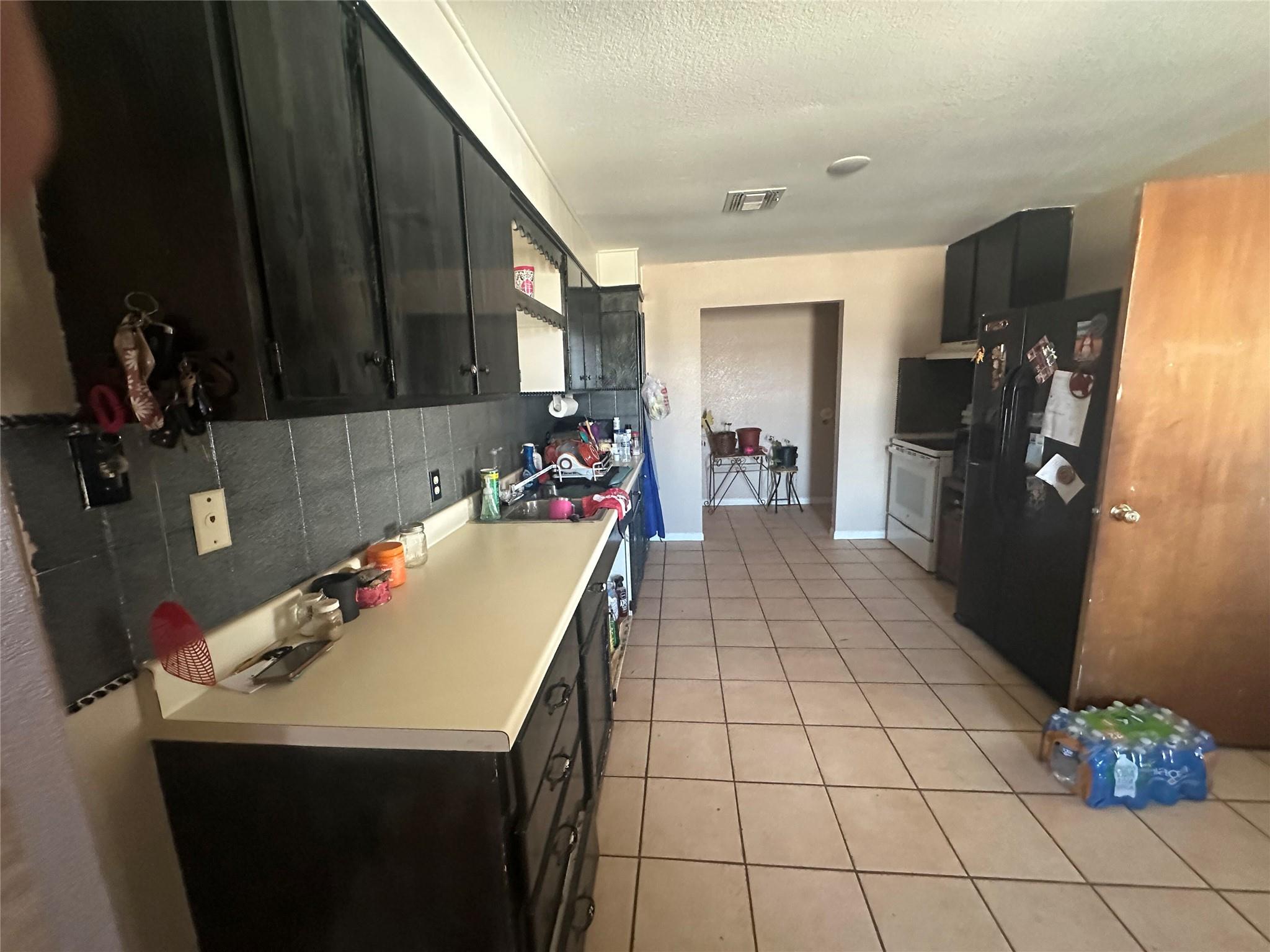 9796 E Us Highway 190, Rogers, TX 76569