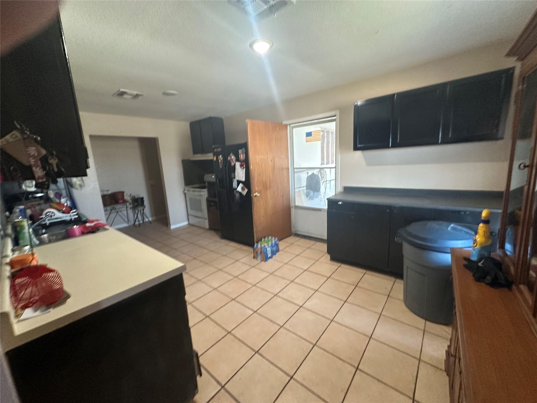 9796 E Us Highway 190, Rogers, TX 76569