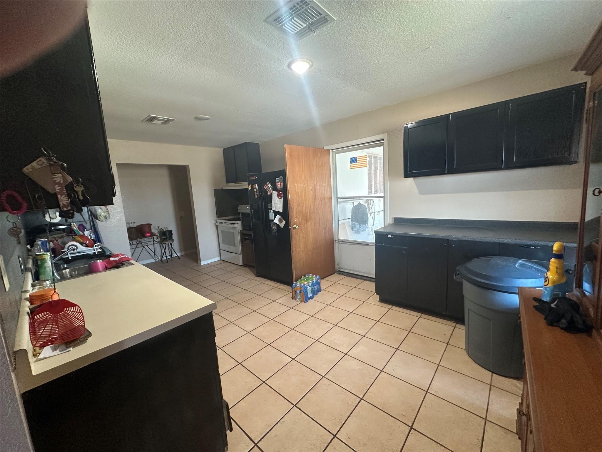 9796 E Us Highway 190, Rogers, TX 76569