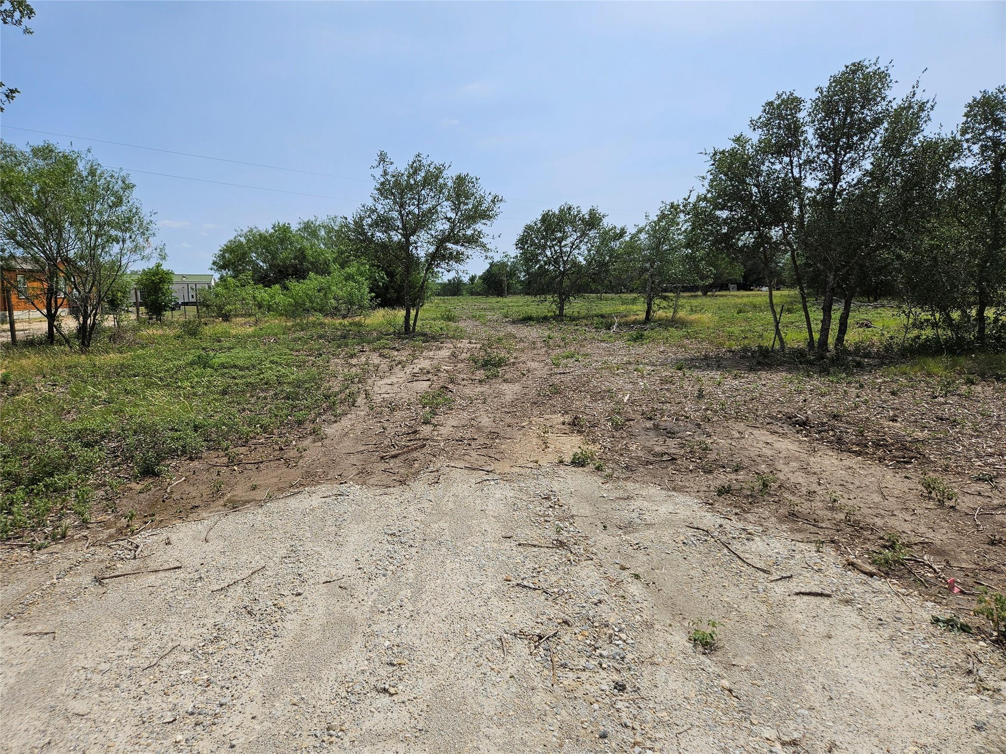 610 Seminole Trl, Lytton Springs, TX 78616
