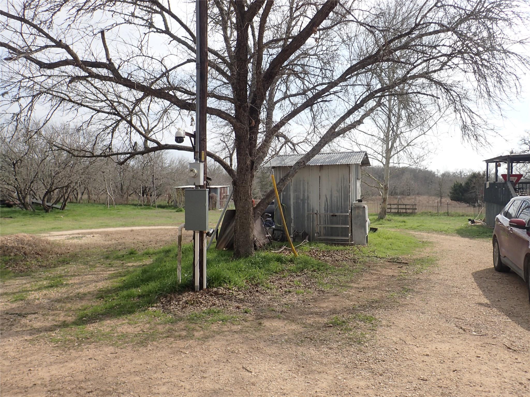 336 Boulder Ln, Dale, TX 78616