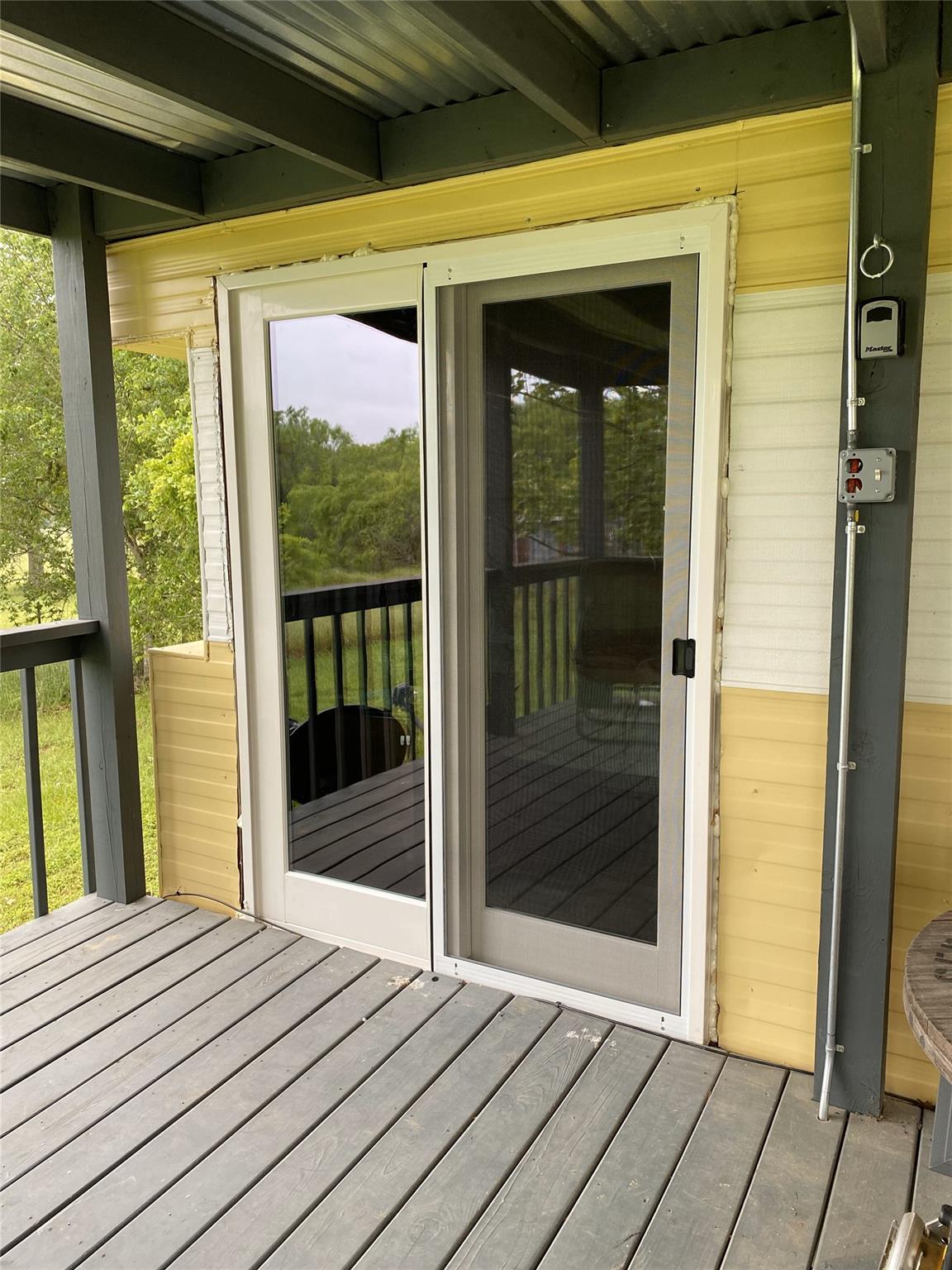 336 Boulder Ln, Dale, TX 78616