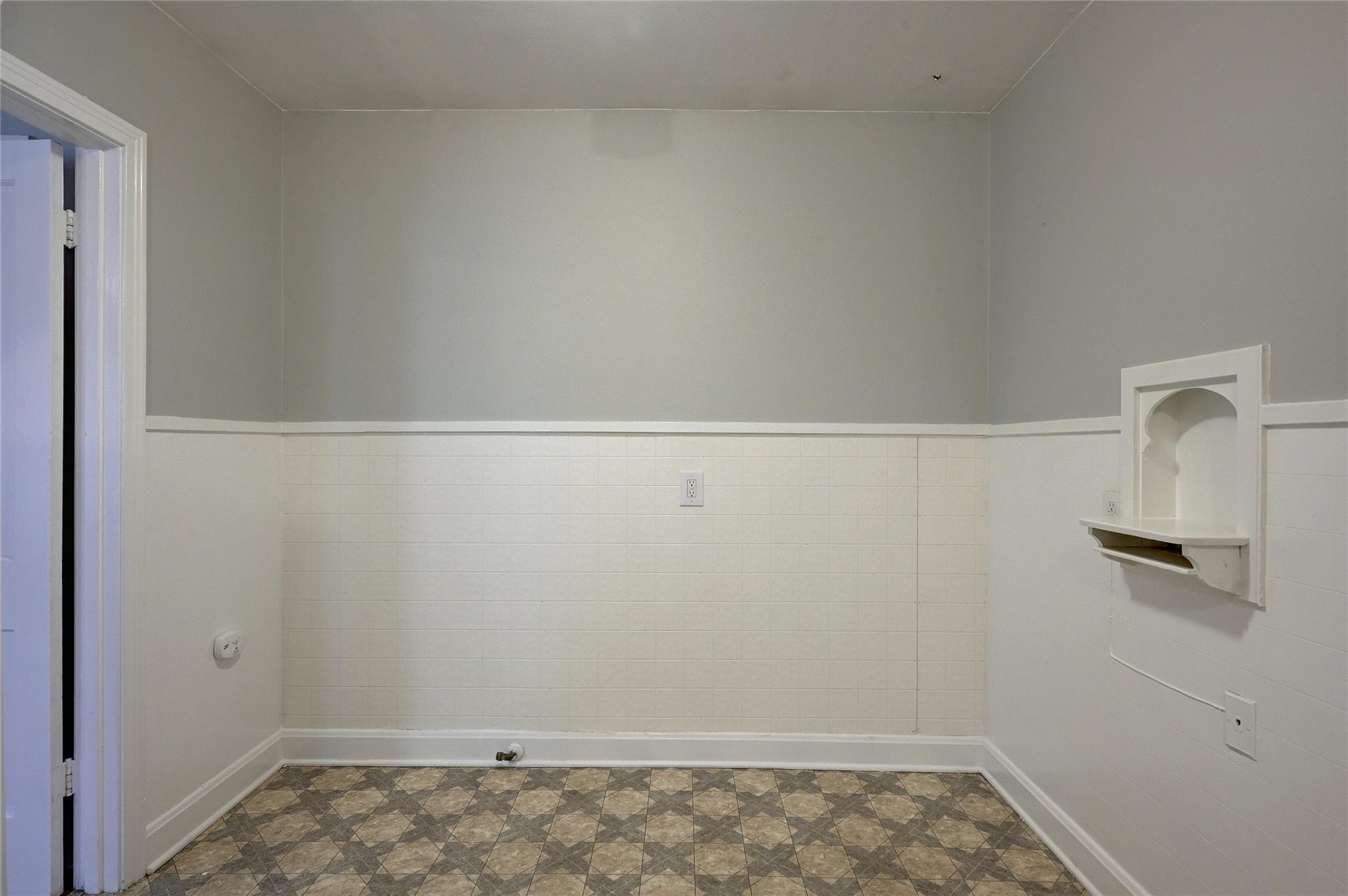1506 East Side Drive, Austin, TX 78704