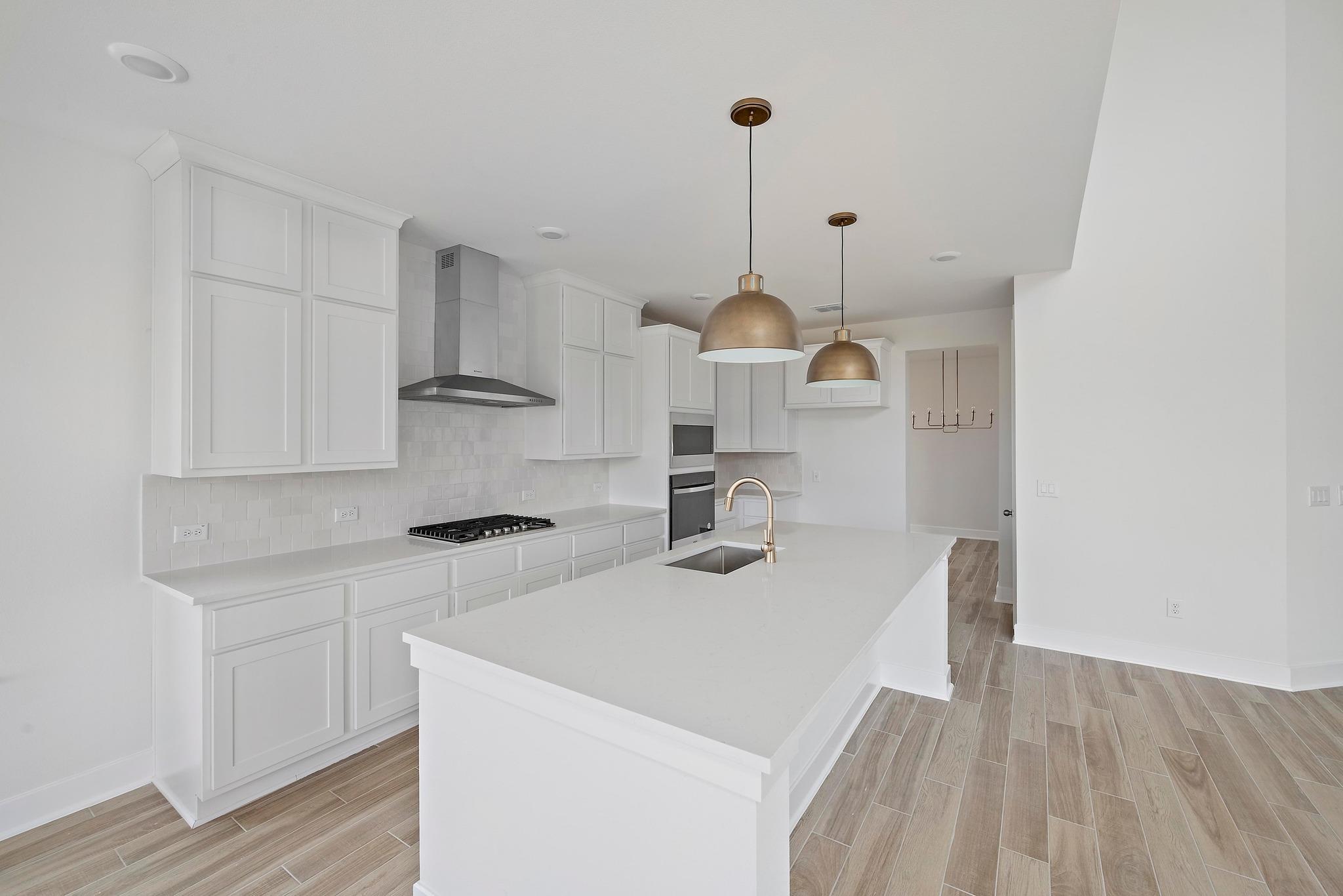 132 Cloverton Cres, Hutto, TX 78634