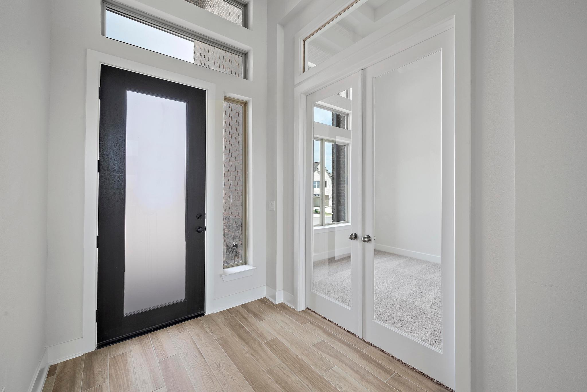 132 Cloverton Cres, Hutto, TX 78634