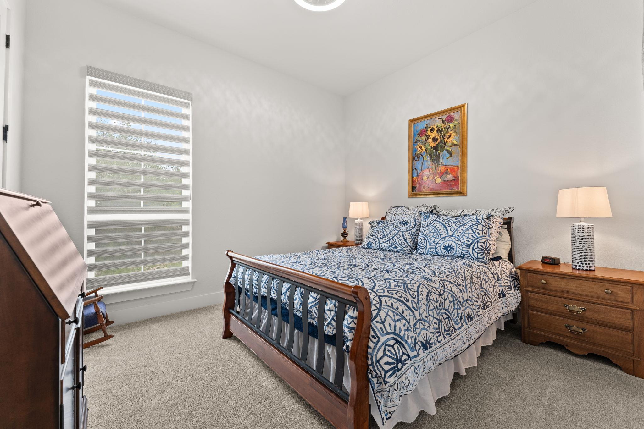 305 Spicewood Trails Dr, Spicewood, TX 78669