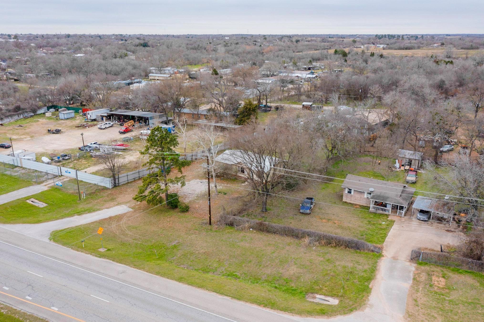 262 Highway 290 E, Elgin, TX 78621