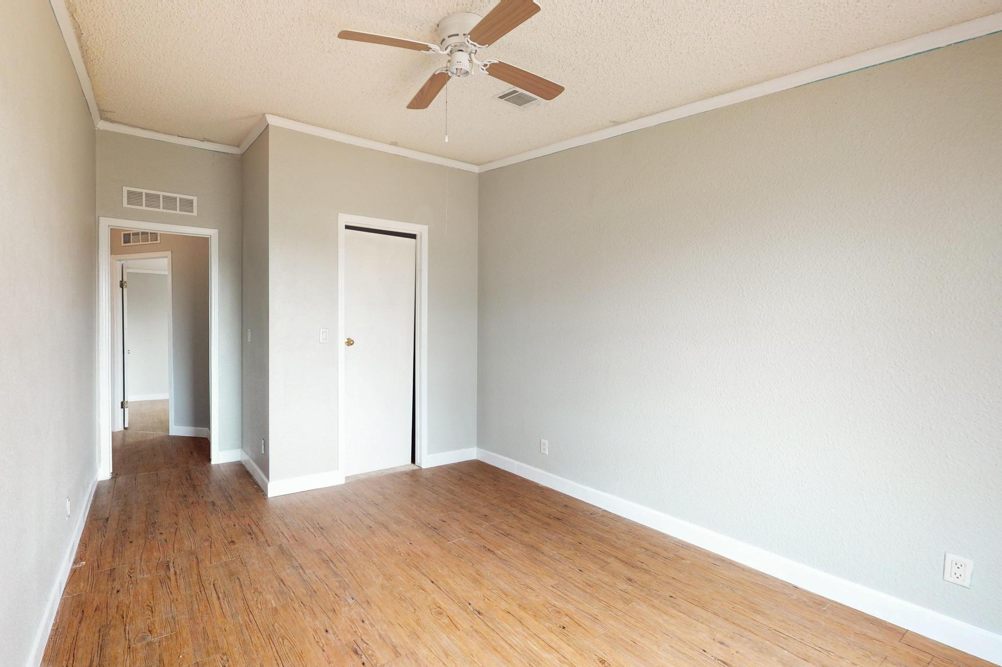 262 Highway 290 E, Elgin, TX 78621