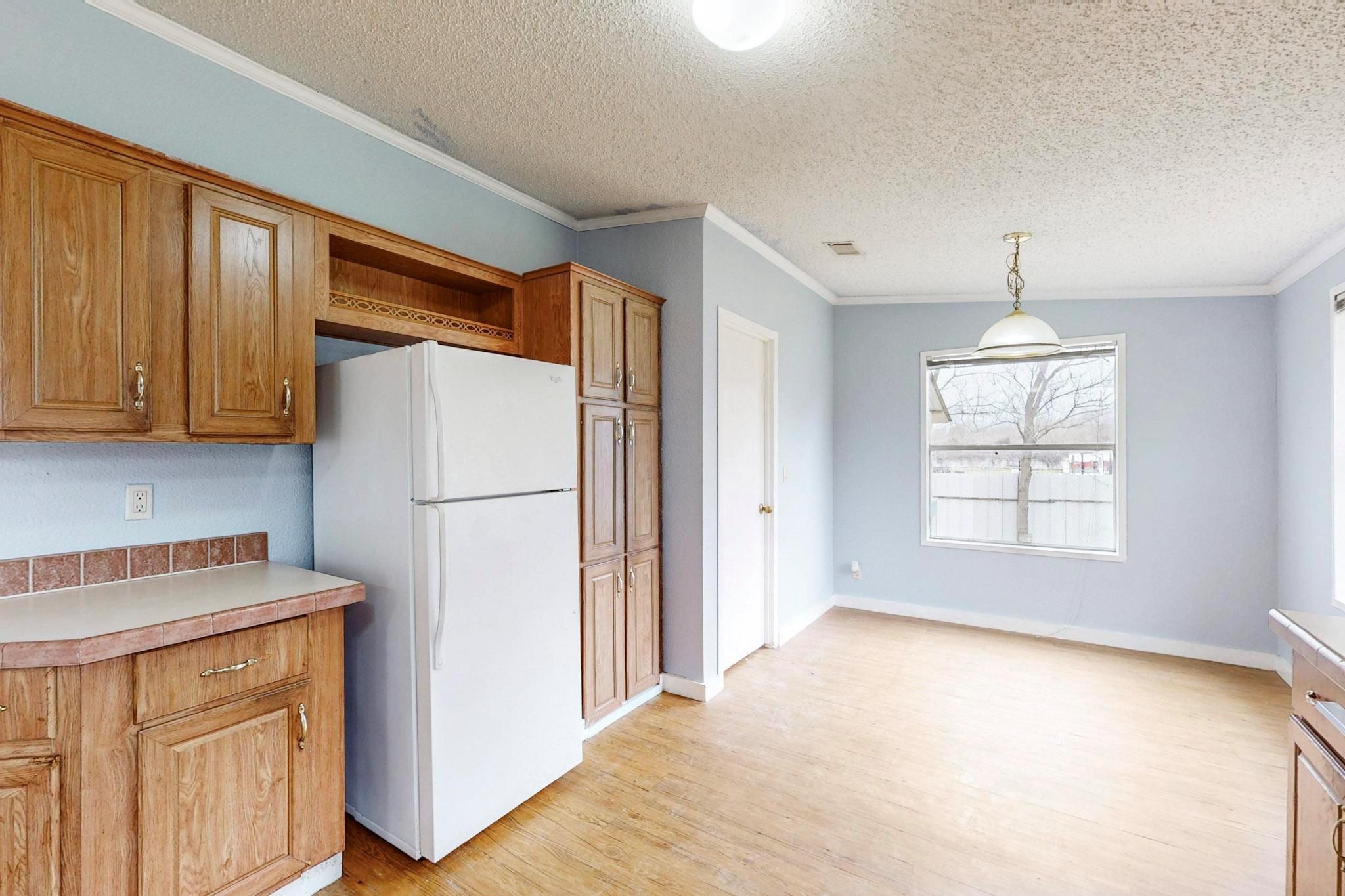 262 Highway 290 E, Elgin, TX 78621