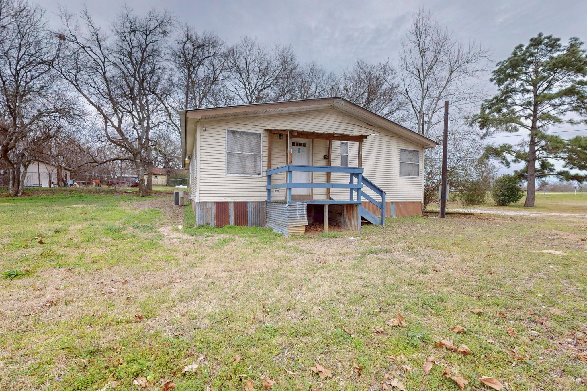 262 Highway 290 E, Elgin, TX 78621