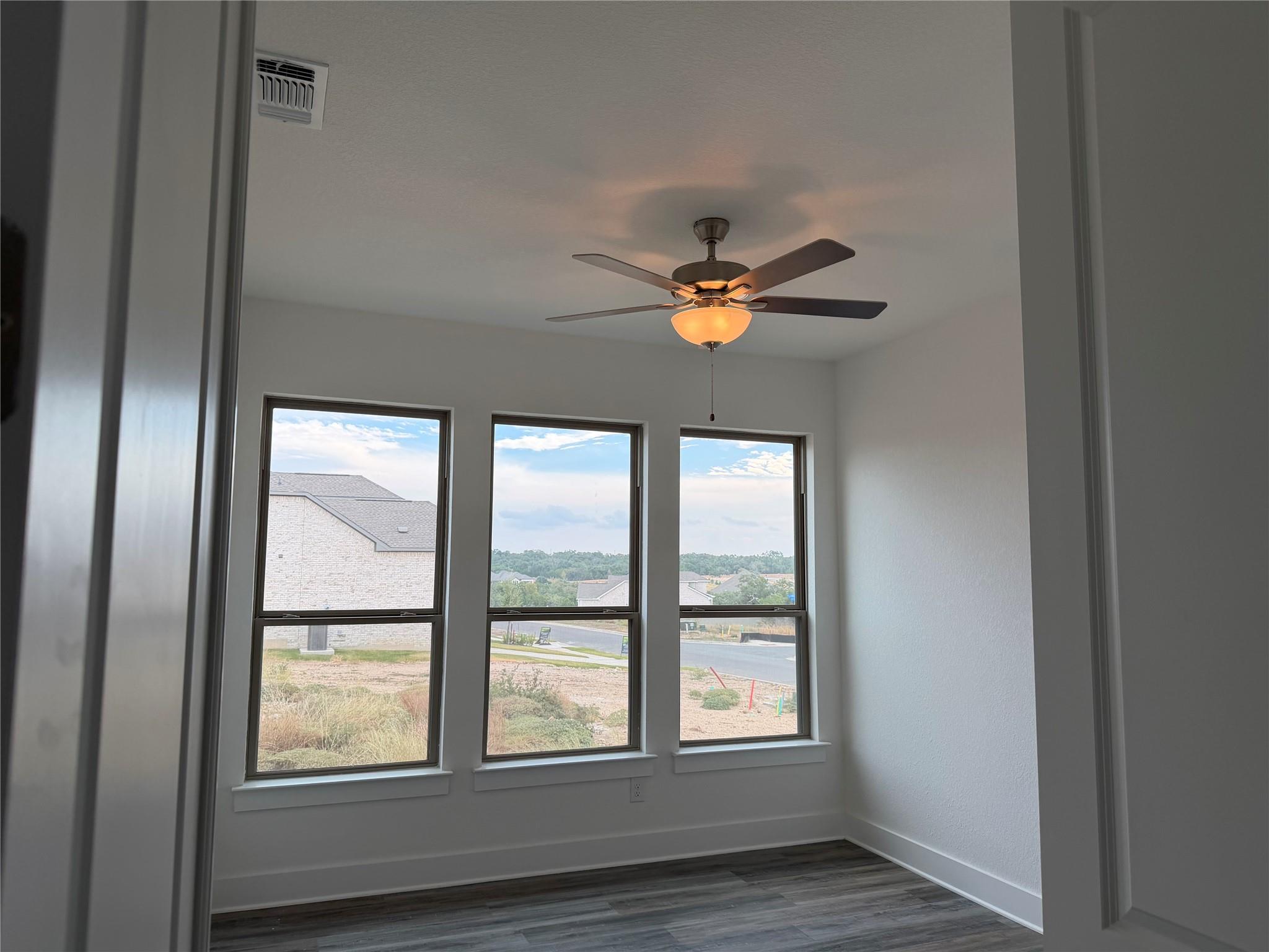 405 Texas Sky Dr, Georgetown, TX 78628