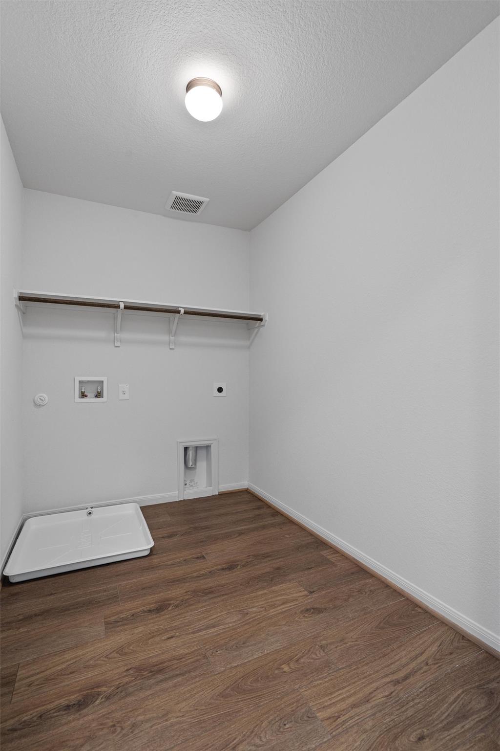 356 Kenai Dr, Kyle, TX 78640