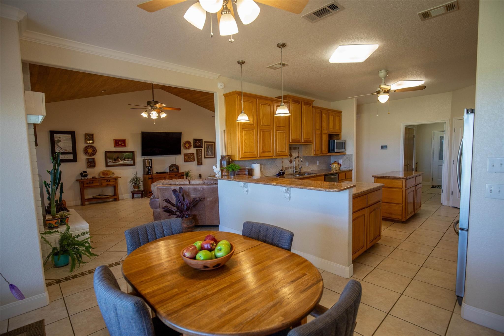 734 E FM 485, Cameron, TX 76520