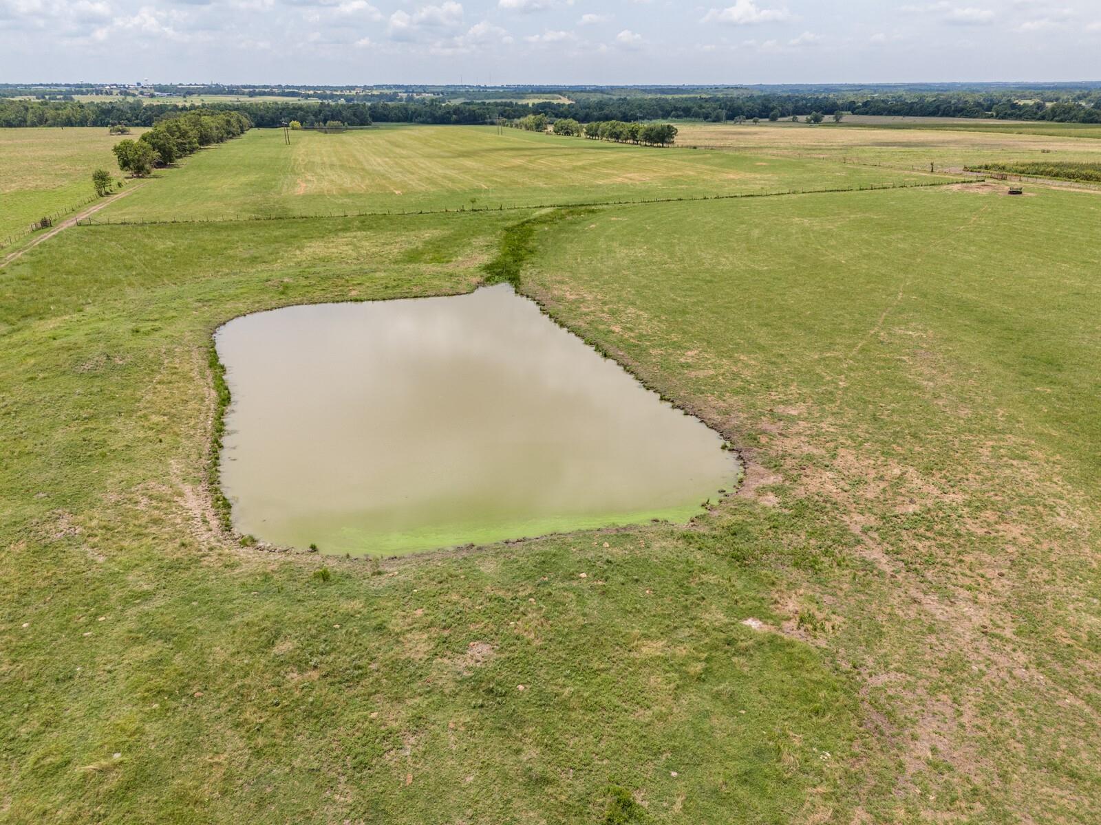 734 E FM 485, Cameron, TX 76520