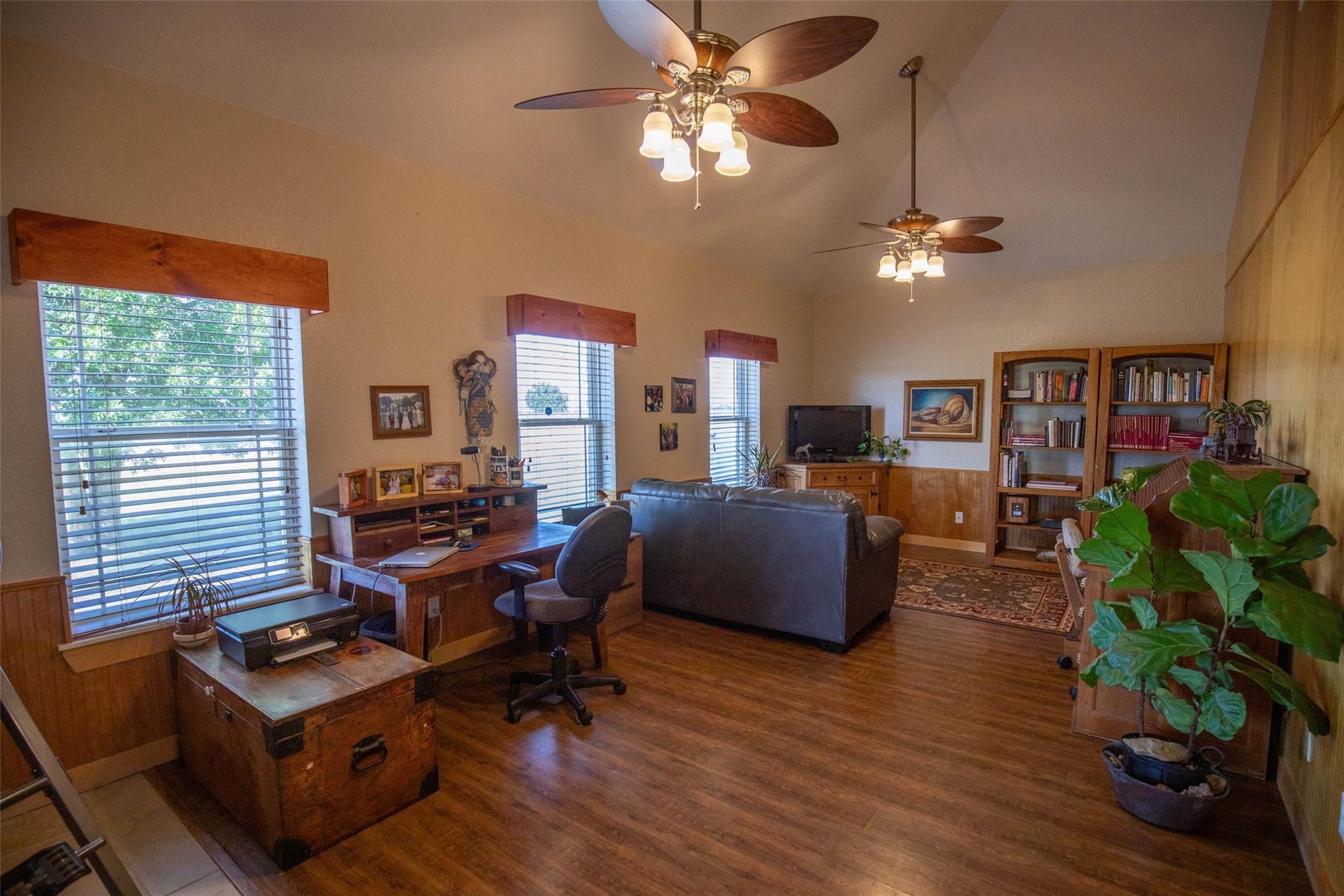 734 E FM 485, Cameron, TX 76520