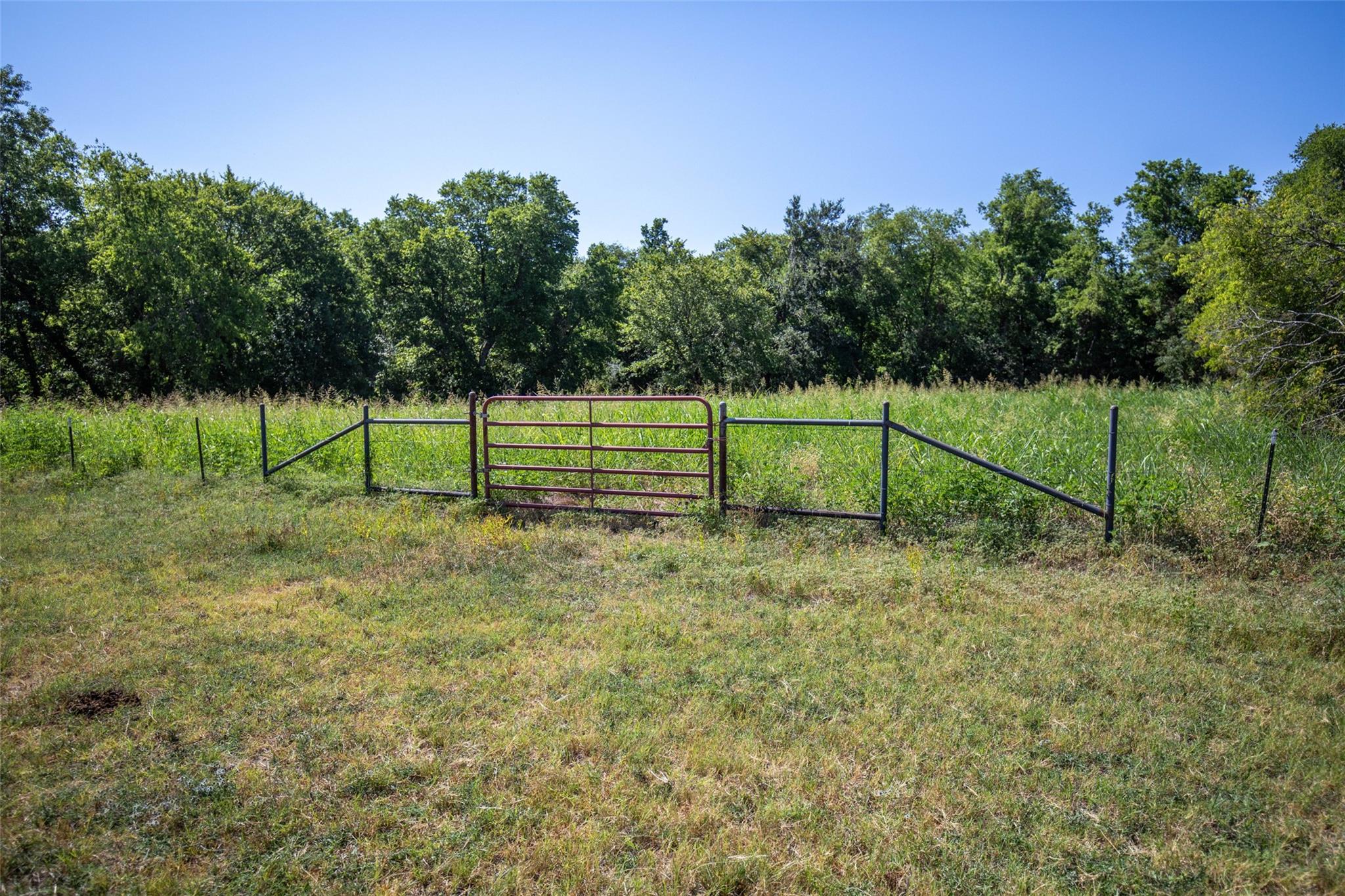 734 E FM 485, Cameron, TX 76520