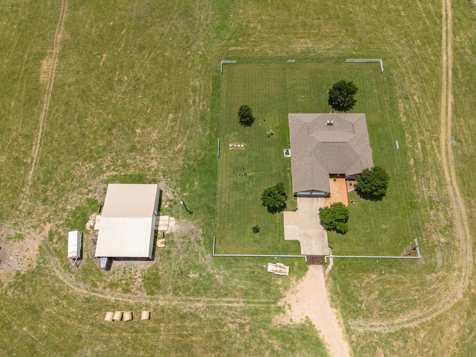 734 E FM 485, Cameron, TX 76520