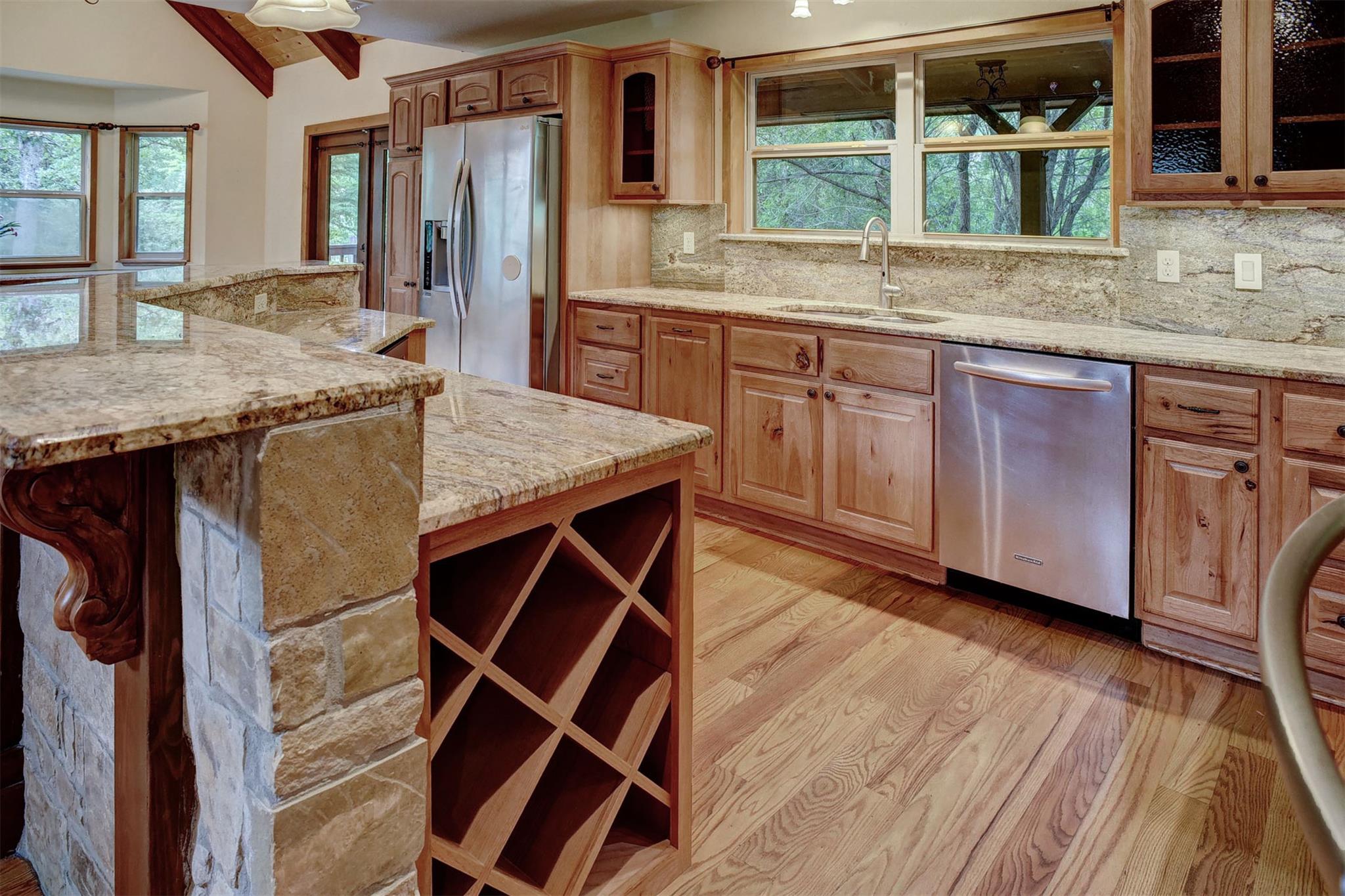 352 Kelley Rd, Bastrop, TX 78602