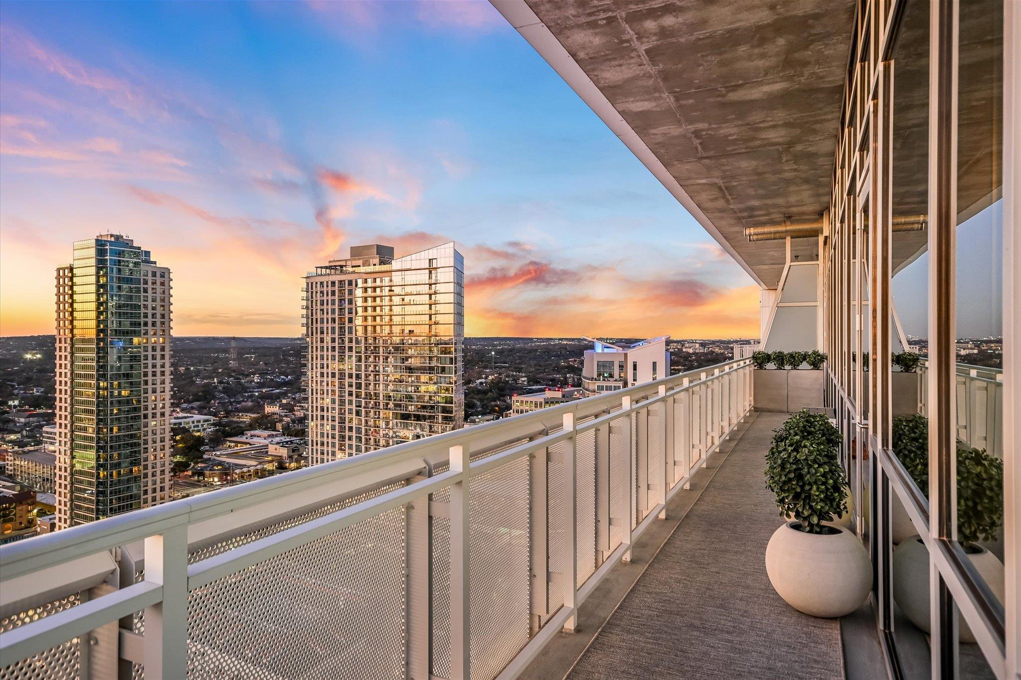 222 West Ave # 3002, Austin, TX 78701