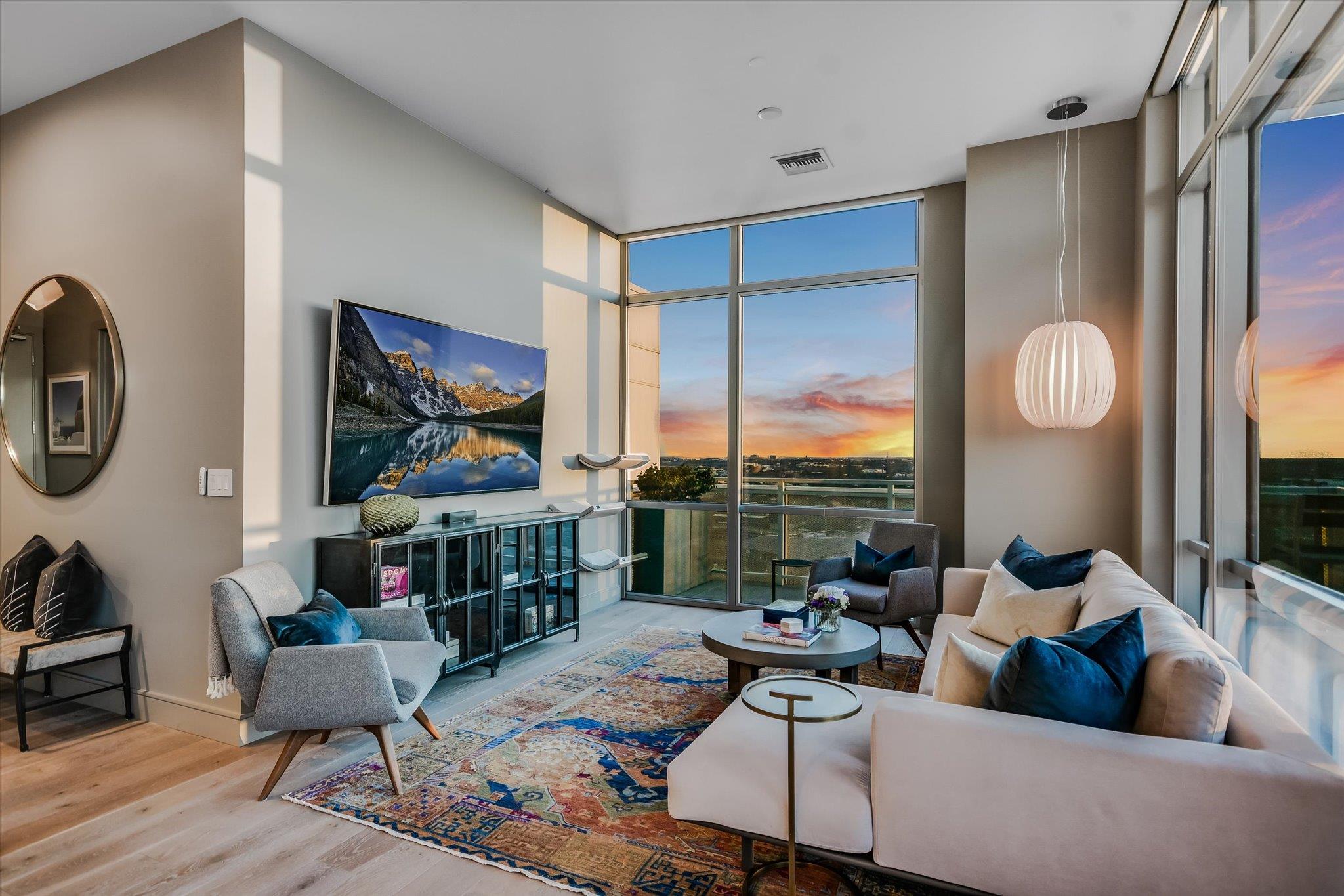 222 West Ave # 3002, Austin, TX 78701