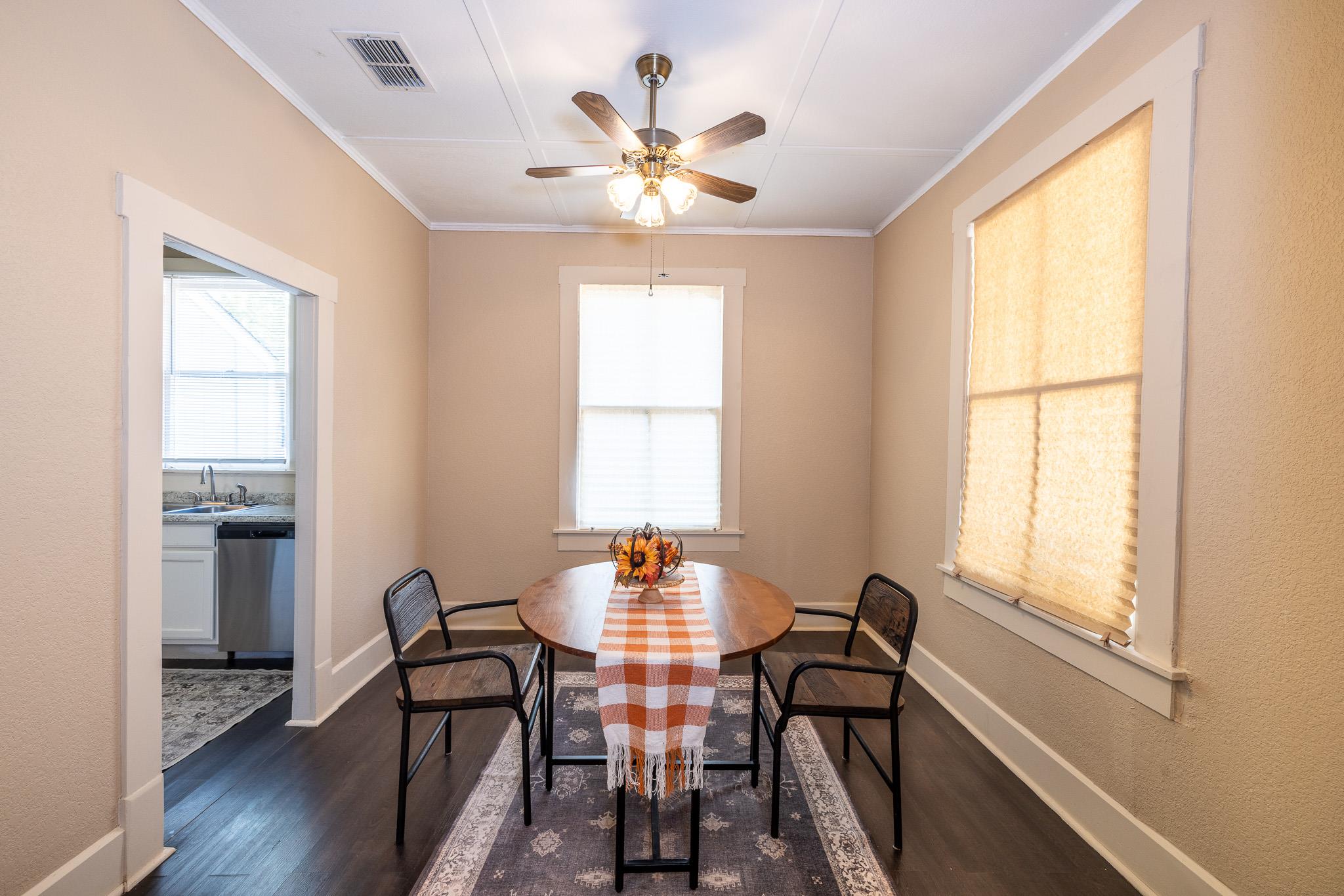 626 Saint Vincent St, Gonzales, TX 78629
