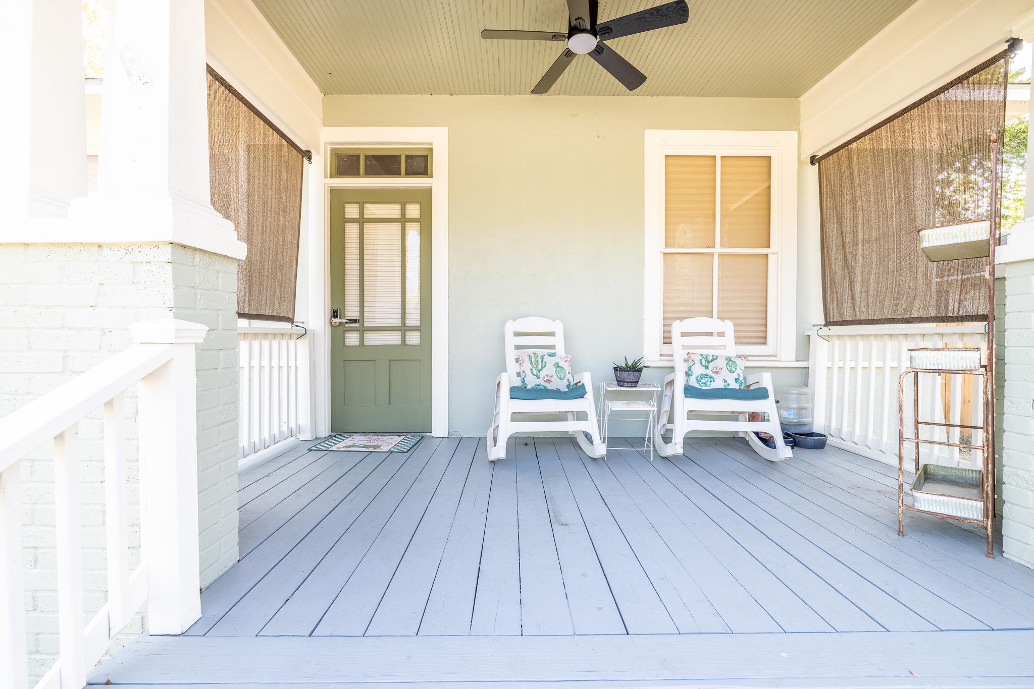 626 Saint Vincent St, Gonzales, TX 78629