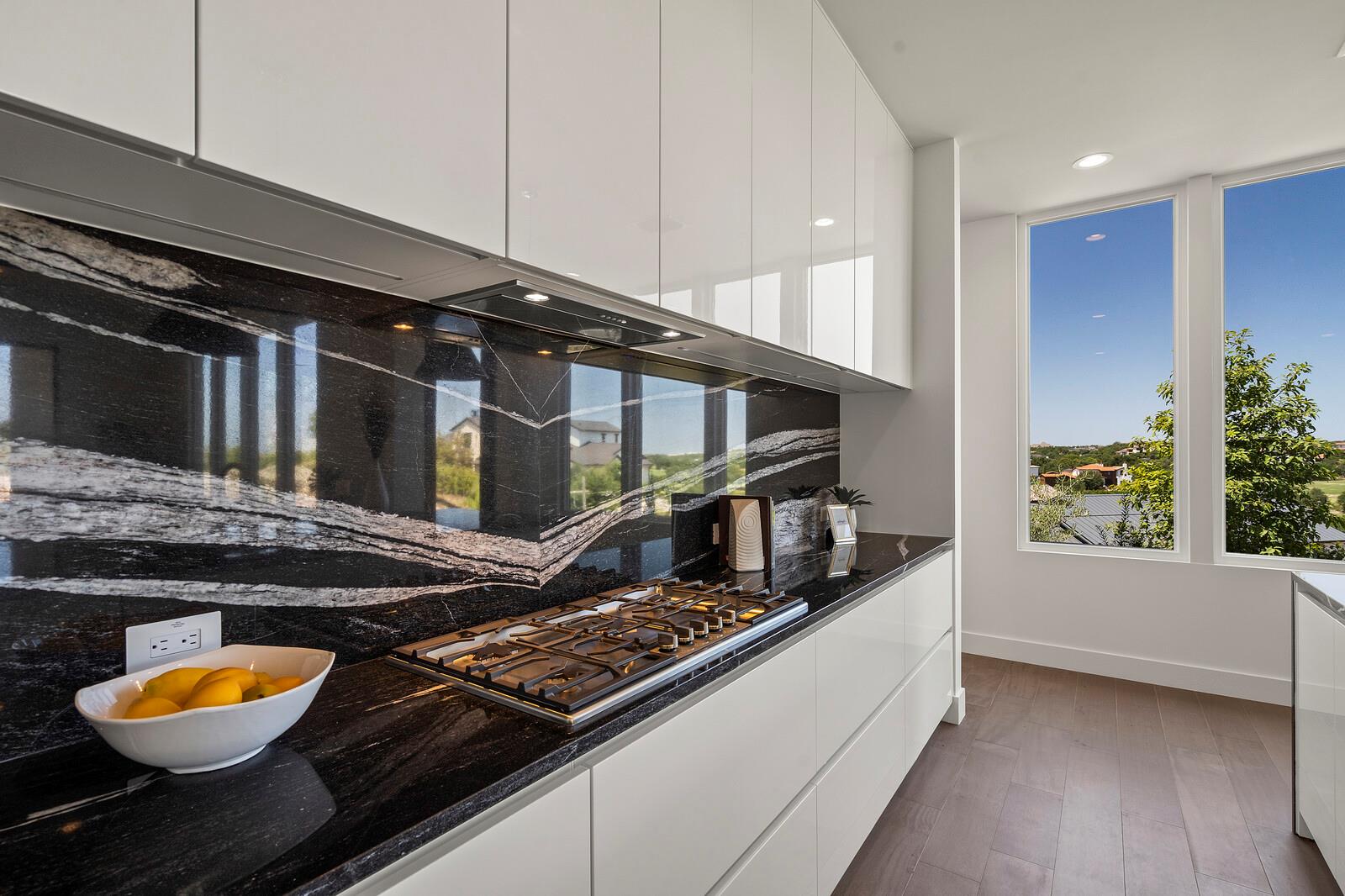 12625 Maidenhair Ln # 36, Austin, TX 78738