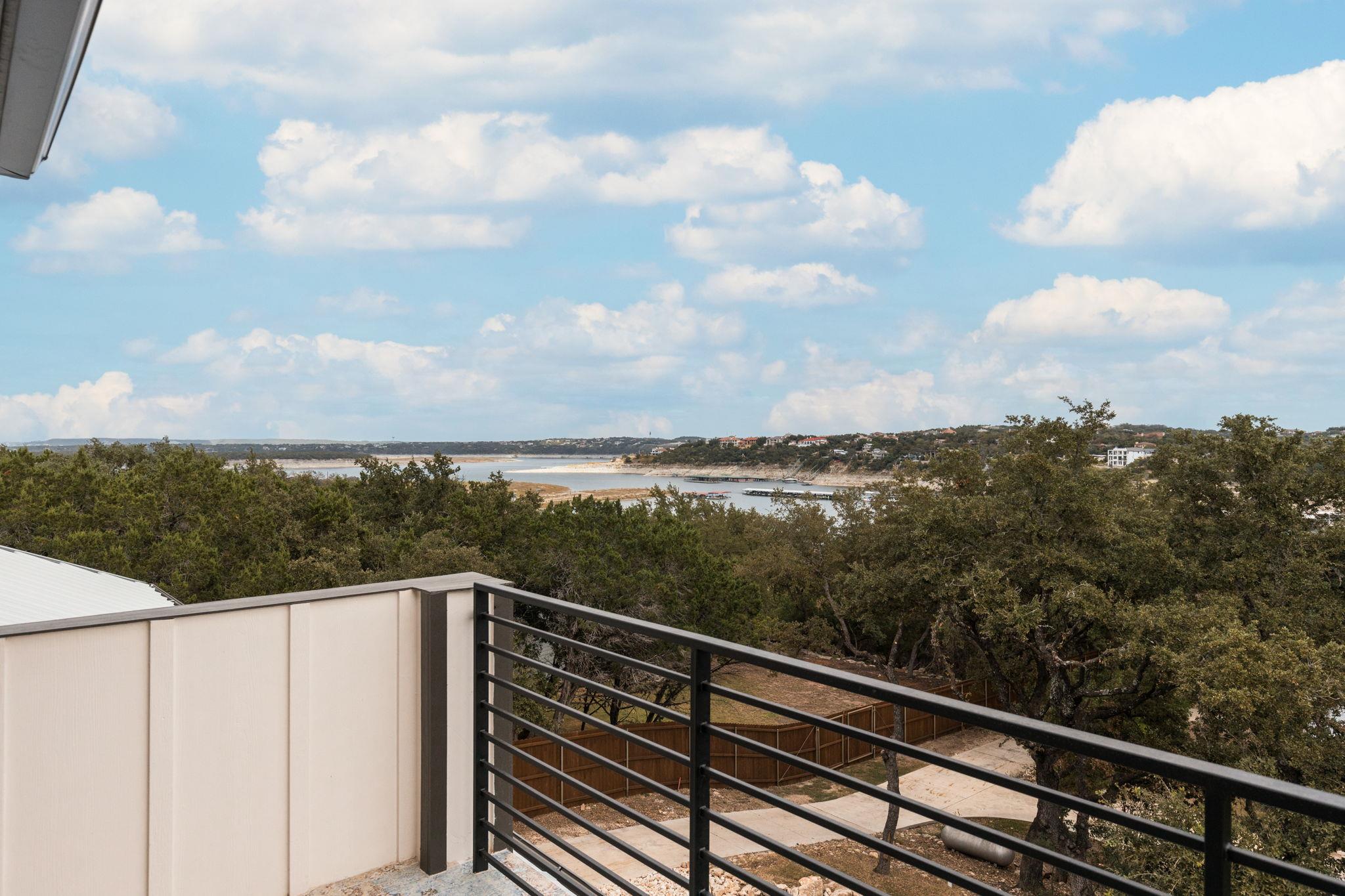 1105 Oak Hurst Rd, Austin, TX 78734