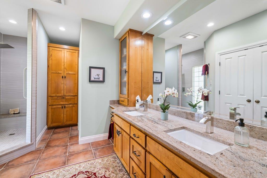 3670 County Road 207, Liberty Hill, TX 78642