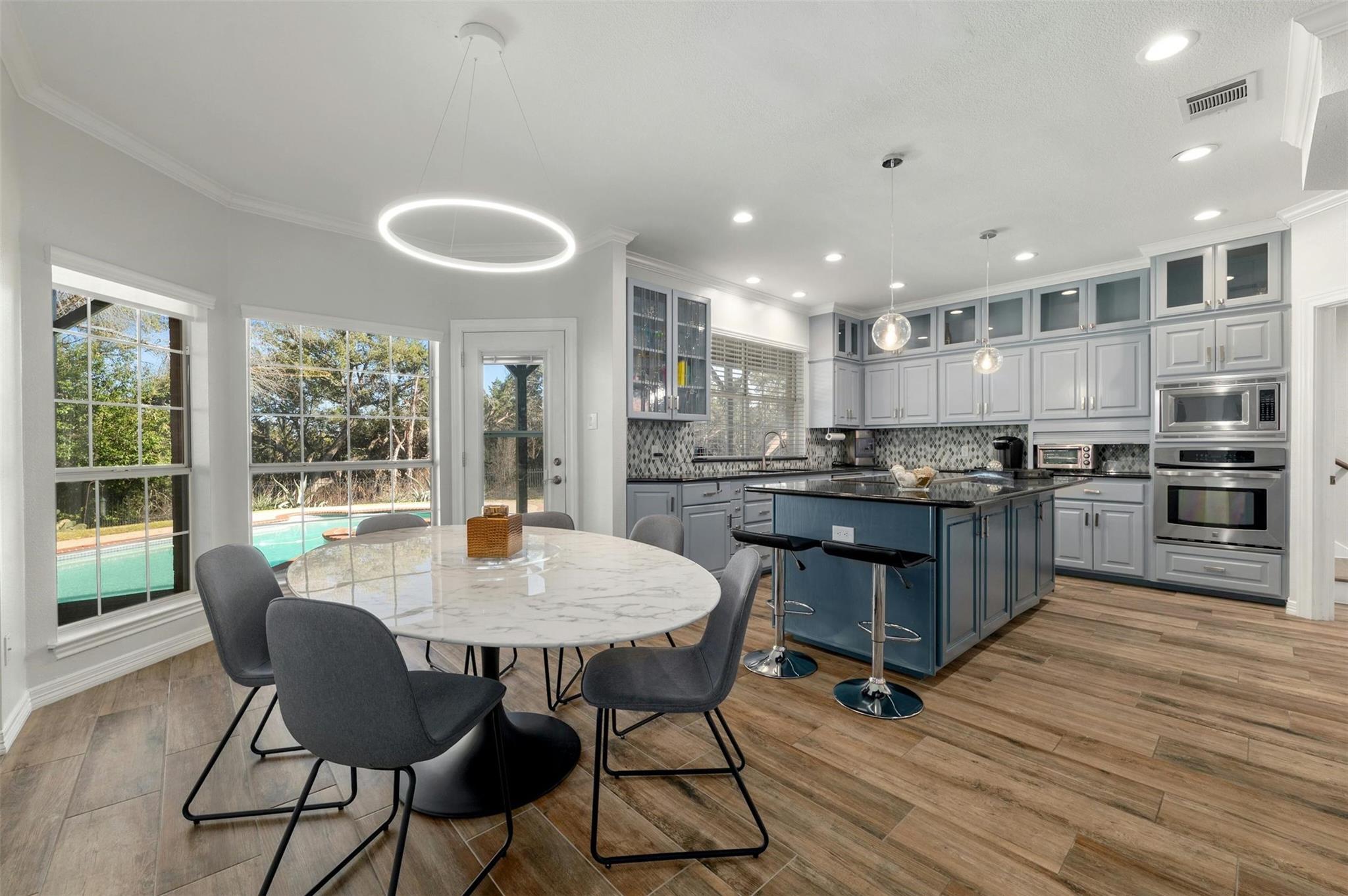 9288 Scenic Bluff Dr, Austin, TX 78733