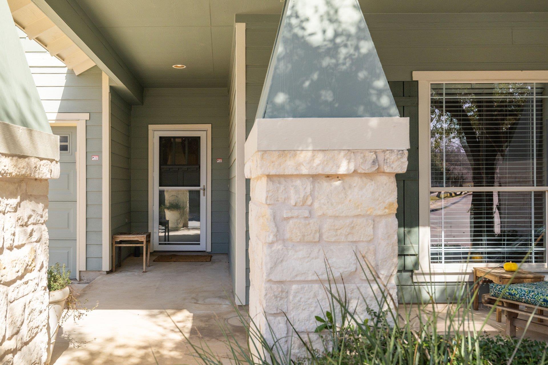 2000 Amur Dr, Austin, TX 78745