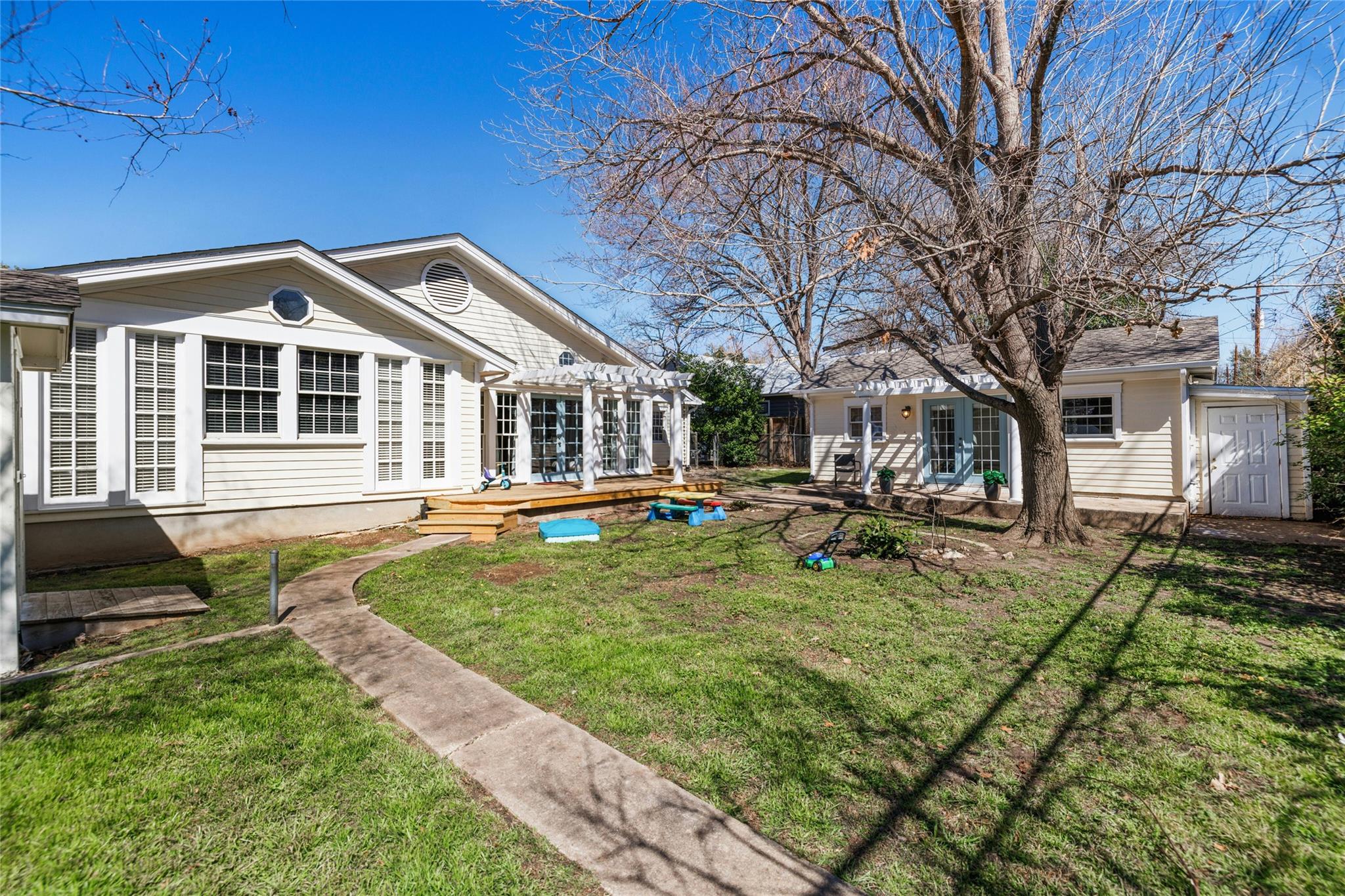 6107 Bull Creek Rd, Austin, TX 78757