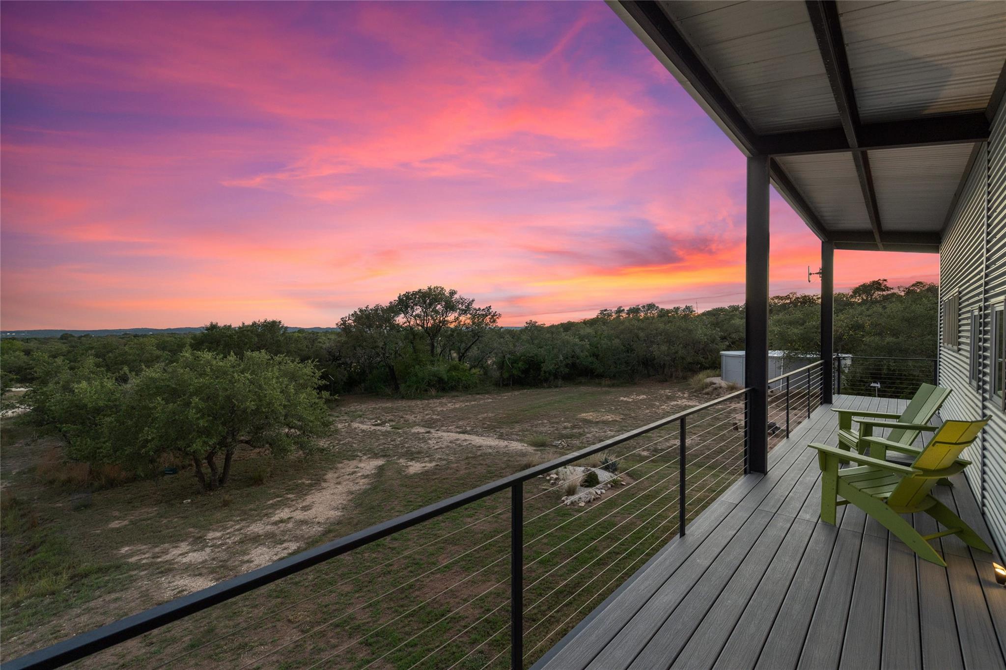 370 Gray Wolf, Blanco, TX 78606